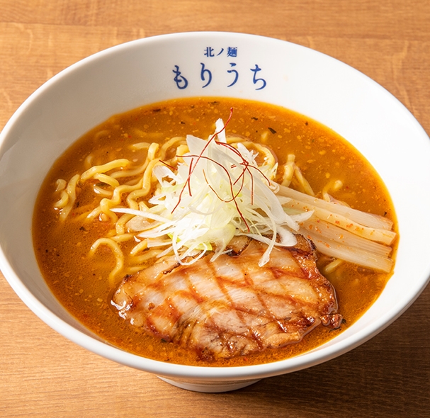 札幌スパイシーラーメンこくうま(890円/税込)