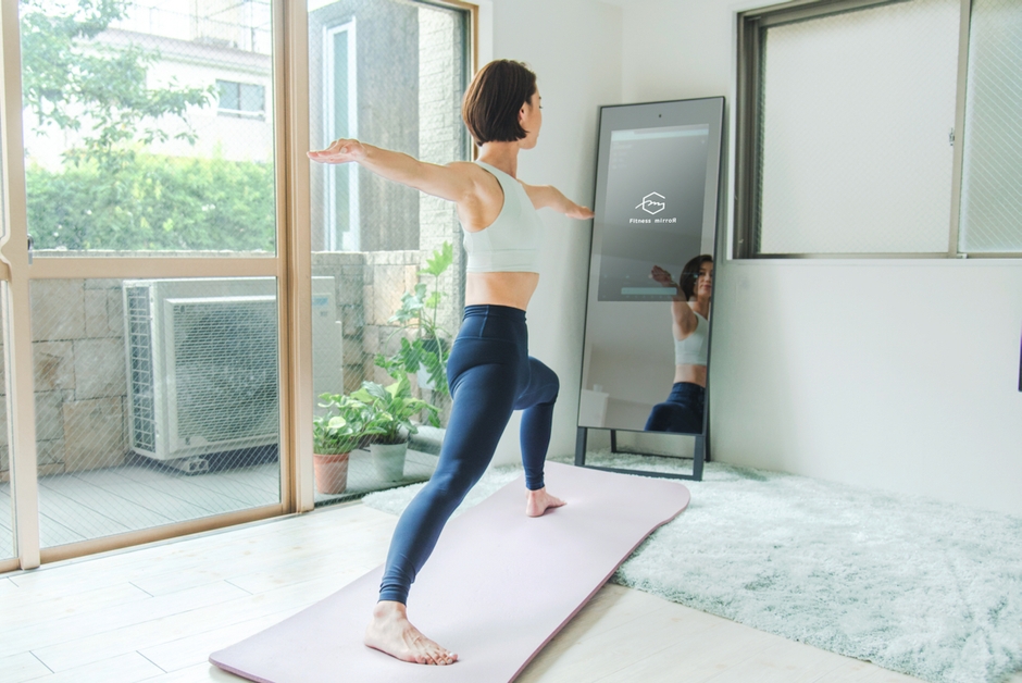 スマホ、タブレットの限界を超える！ 革新的なミラー型オンライン