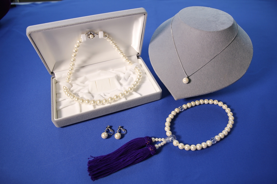 貝パールネックレス・念珠4点セット(ホワイト)寄付額10,000円〜