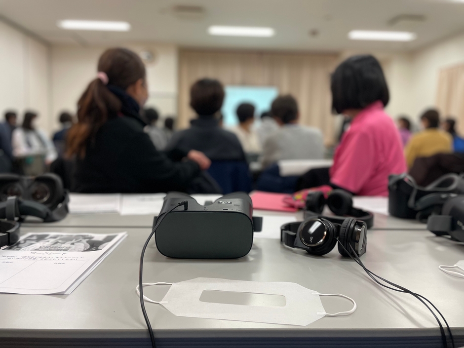 認知症VR体験会の様子(2)