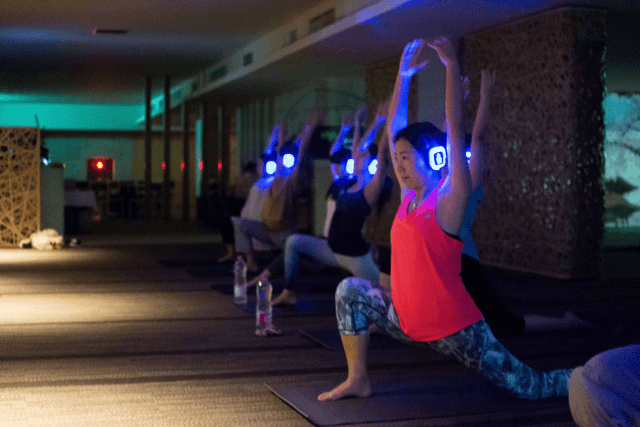 サイレントヨガ