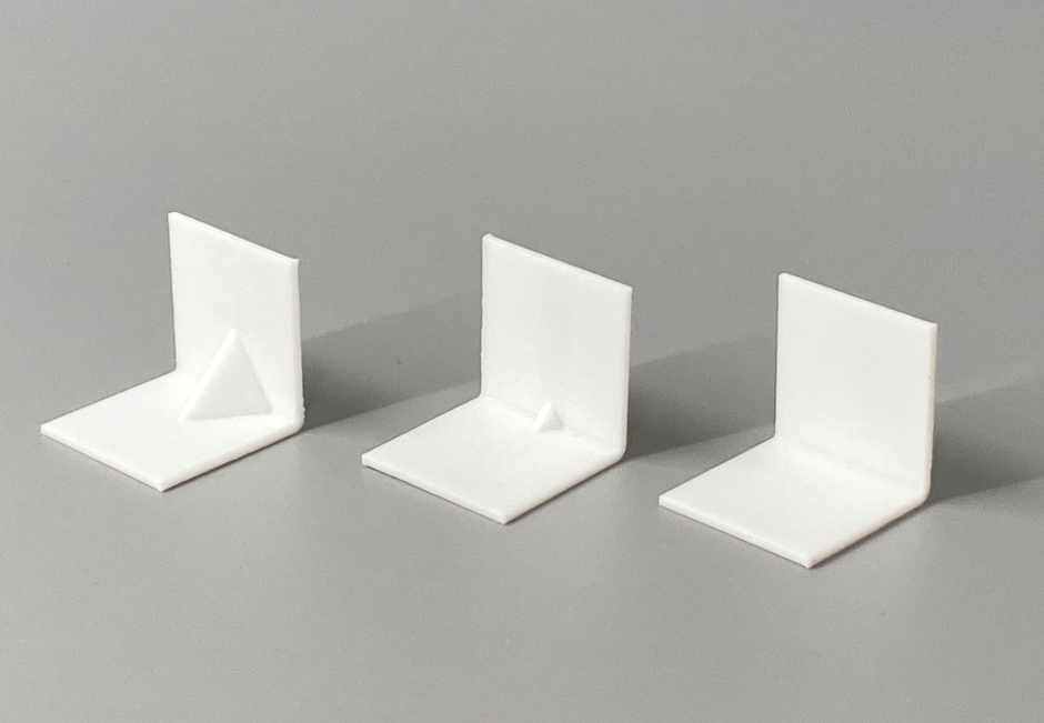 <展示品①> 筐体設計の最適化による軽量化技術