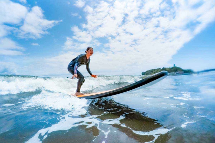 湘南の波に乗って夏を感じる