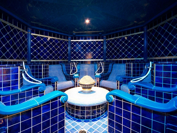 蒸気浴カルダリウム