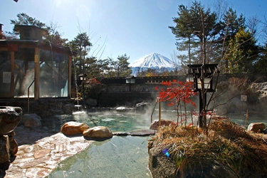 富士北麓　山梨県・鳴沢 日帰り温泉「富士眺望の湯ゆらり」 毎月26日はお風呂　4月26日は「菖蒲の湯」