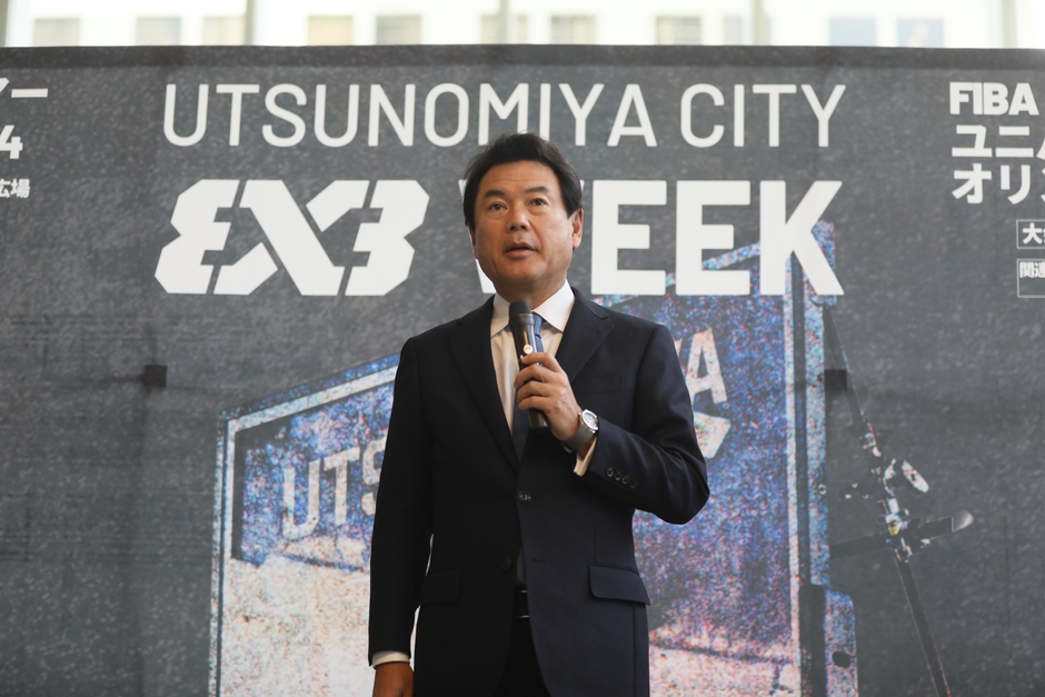 佐藤栄一市長 ©3x3のまち宇都宮推進委員会