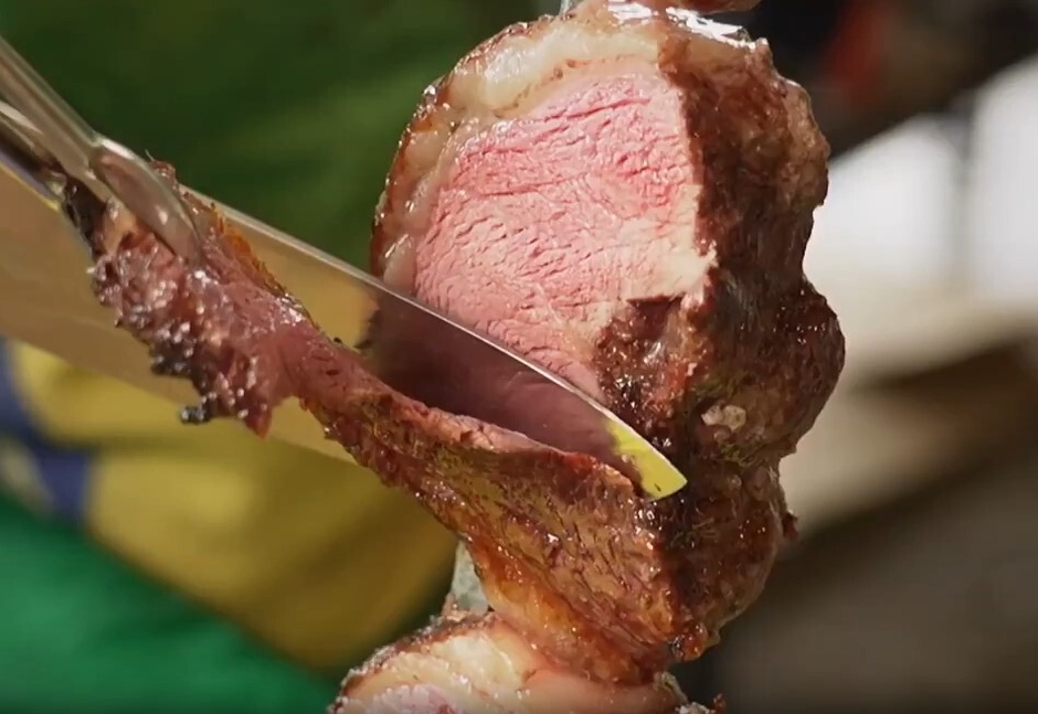 本場シュラスコで焼き上げたお肉