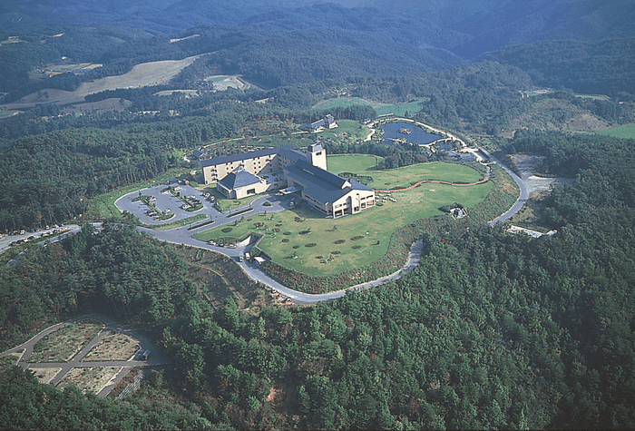 標高600メートルに位置する神石高原ホテル