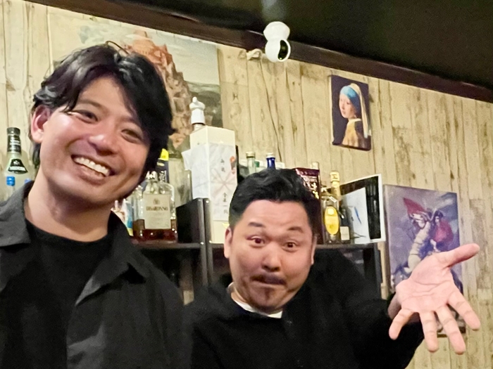 店主の平尾さん（左）と小林さん　