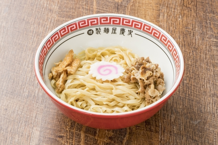 元祖博多うっど～ん　汁なし　(並 650円)