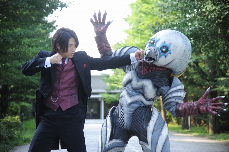 劇場版【ウルトラマンオーブ 絆の力、おかりします!】メインビジュアル