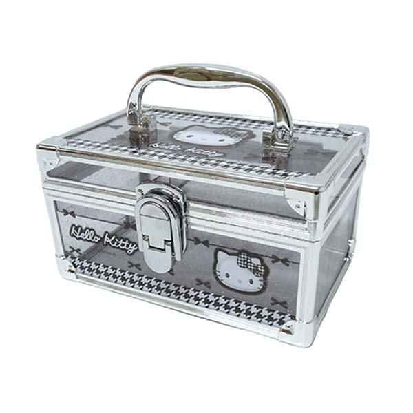 ハローキティの個性豊かなデザインが魅力の小物入れ