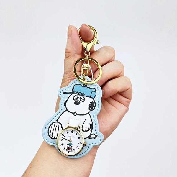 スヌーピーのダイカットウォッチ