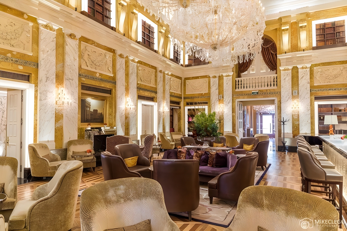 日本の高級ホテル市場分析2025-2033、規模、シェア、成長、主要企業、レポート