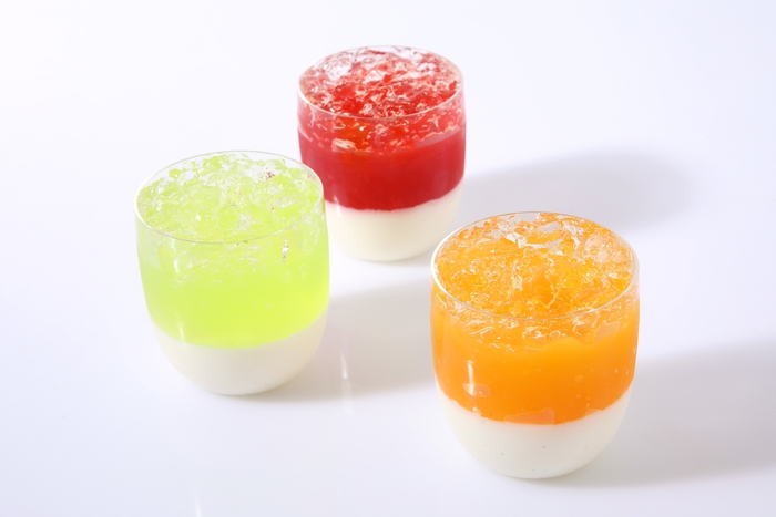 <葡萄><苺><マンゴー>