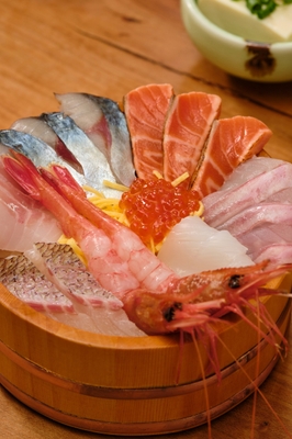 贅沢!小浜ブランド海鮮丼