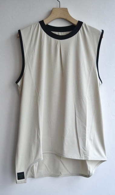 <Mountain Pass top Sleeve_Less> :off white