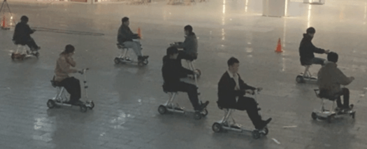 小型モビリティ車両