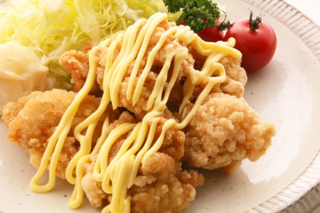 唐揚げ レモンマヨソースがけ