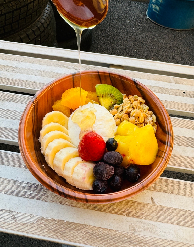 ふるしゅ グリークヨーグルトのフルーツボウル 950円(税込)