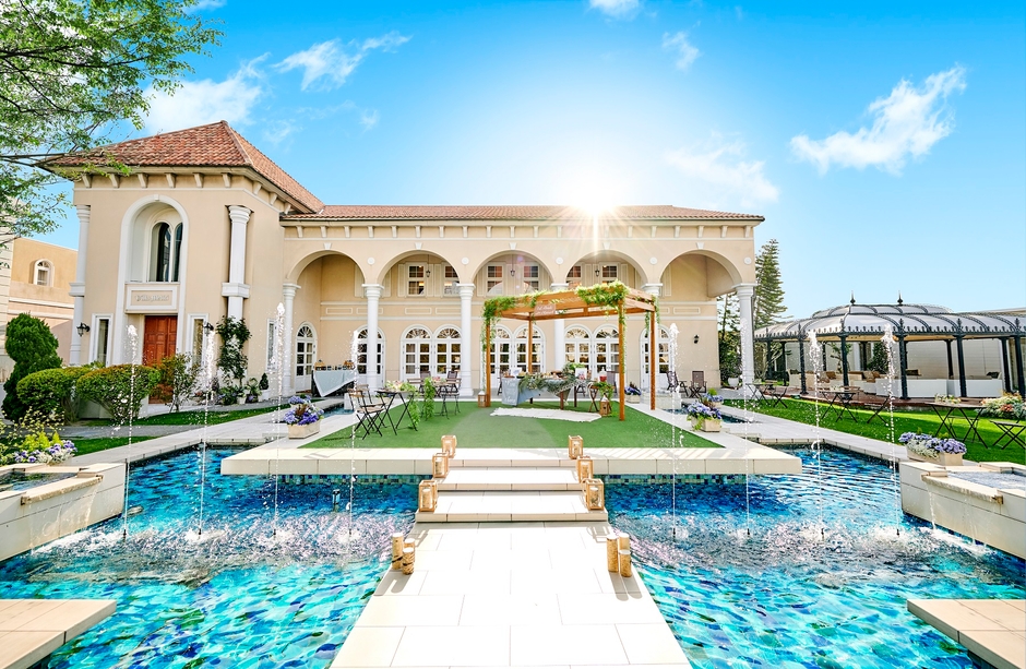 ▲「ベネツィア邸」:同館で最大規模を誇る会場。 上質な調度品が整い、隅々まで美意識が貫かれた空間が特徴。 所要人数:60~160名