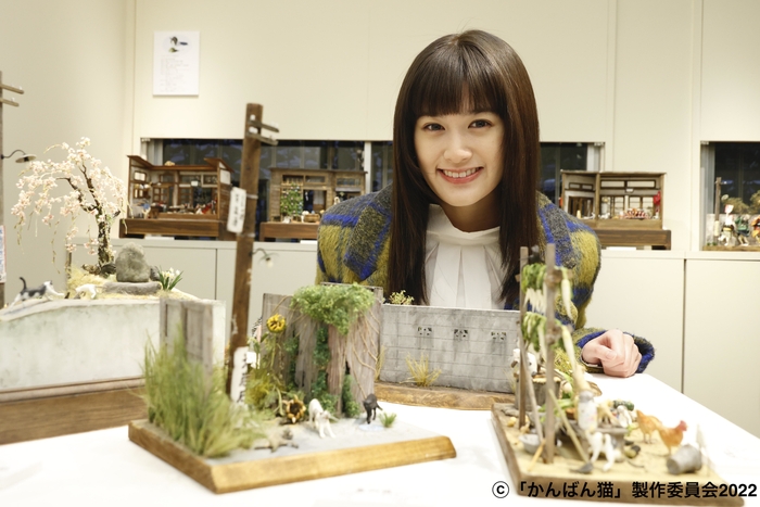【番組名】「かんばん猫」【主演】小西桜子【制作】BSテレ東/ポニーキャニオンエンタープライズ Paraviにて全4話配信中!(C)「かんばん猫」製作委員会2022