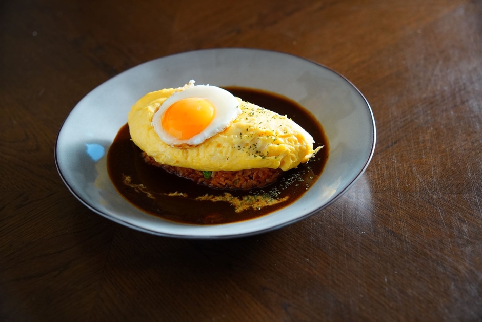 デミチーズオムライス