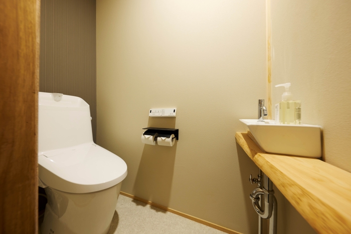 清潔感あふれるウォシュレットトイレ