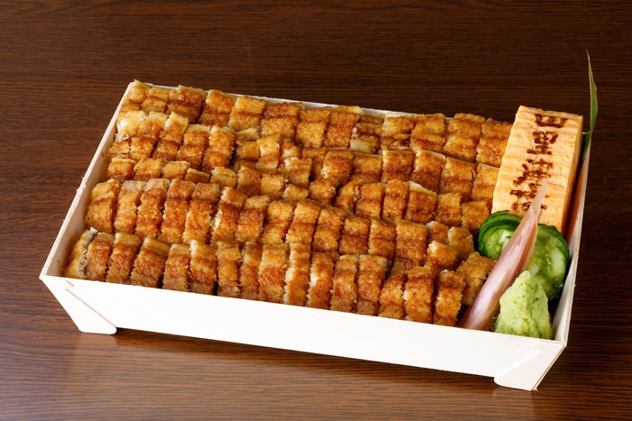 煮あなご重(秘伝たれ付)