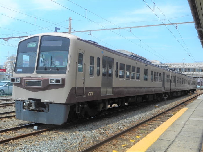 旧塗色6000系6003号編成 イメージ(2)