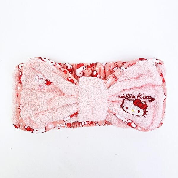 サンリオキャラクターのヘアバンド。チャーミングな見た目にふわふわ手触りで朝から気分が爆上がり確定です。