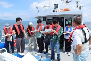 【名城大学】総合学術研究科が三河湾で海洋実習を実施