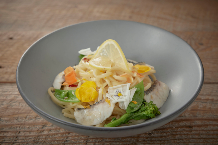 神奈川県産鯛と旬野菜のシトラスペペロンチーノ