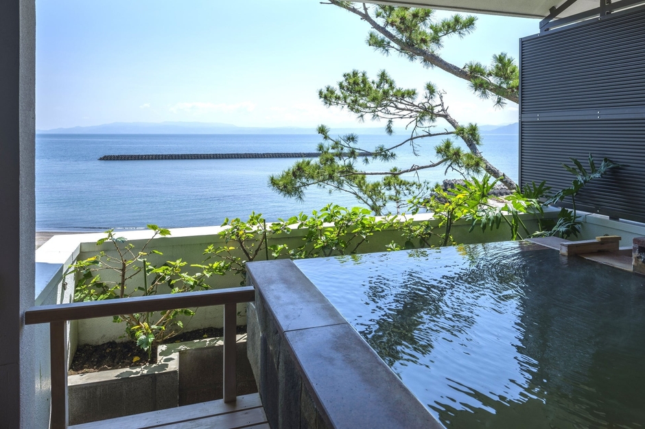 客室露天風呂(一例)