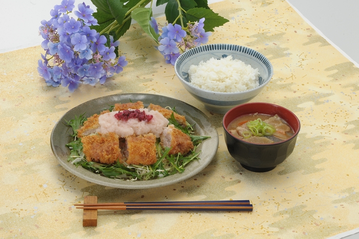 梅おろしロースかつ定食