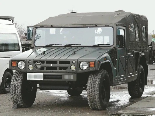 高機動車