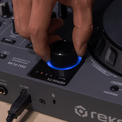 ノブ1つの操作で、音楽ジャンルの枠を超えたダイナミックなDJミックスを実現するMERGE FX
