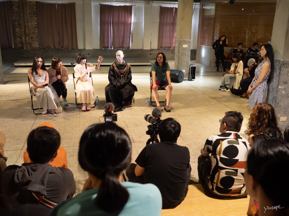 台湾では、多くの観客に熱気とともに迎え入れられ、会場は大きな活気に包まれた。