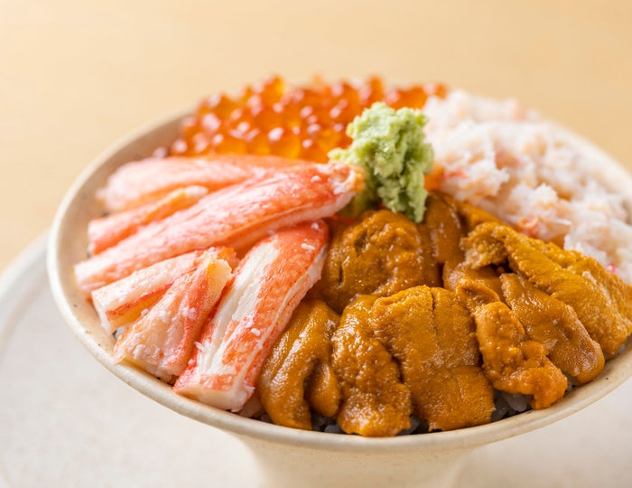 うにカニいくらめし 3,278円(税込)