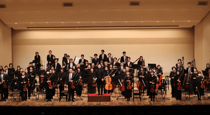 令和7年(2025年)1月に開催した芸術鑑賞会の様子