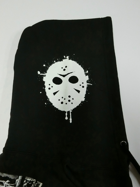 13日の金曜日プルオーバーパーカ(13THブラック)3