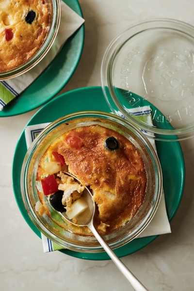 ゴロゴロ野菜の「スパニッシュオムレツ」。材料をWECKに入れて焼くだけだから、朝食にも気軽に作れます