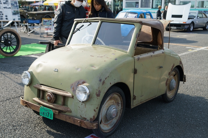 マニアックカー:オートサンダル