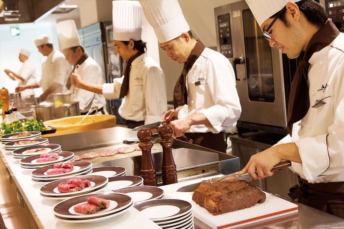 ライブキッチンで出来たてをご提供