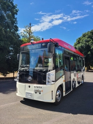 京セラの自動運転バス「trota（トロタ）」が 「いちご一会とちぎ国体※1」にあわせて実施される 自動運転バス実証実験において、駅と会場間を走行