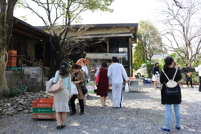 過去の春のパン祭りの様子2