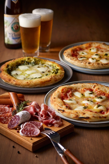 唐津くん煙工房ピザ3