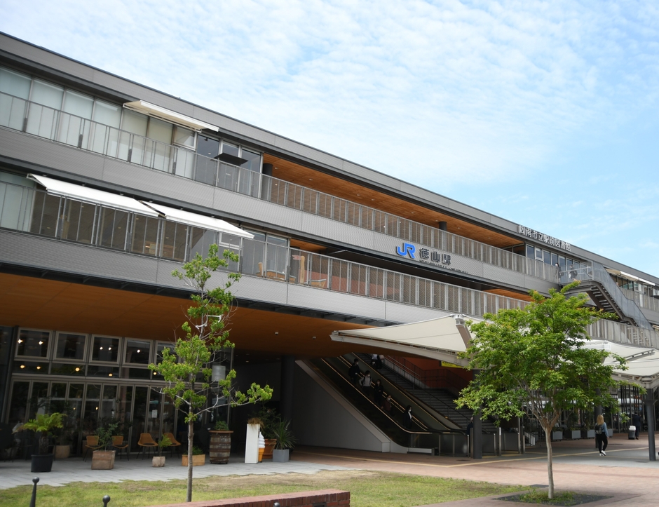 徳山駅前賑わい交流施設