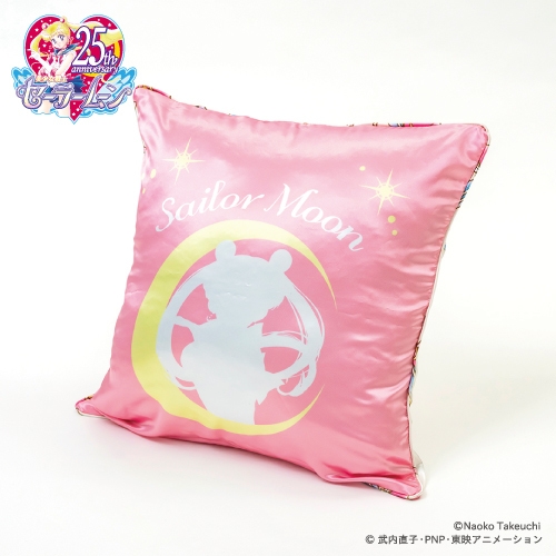 プリントクッションカバー／1,400円+税　※イメージ1