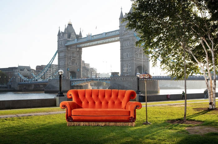 【ロンドン】 (C) Warner Bros. Entertainment Inc.